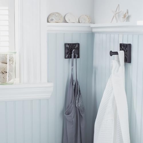 Autumn Alley Black Bath Towel robe hook