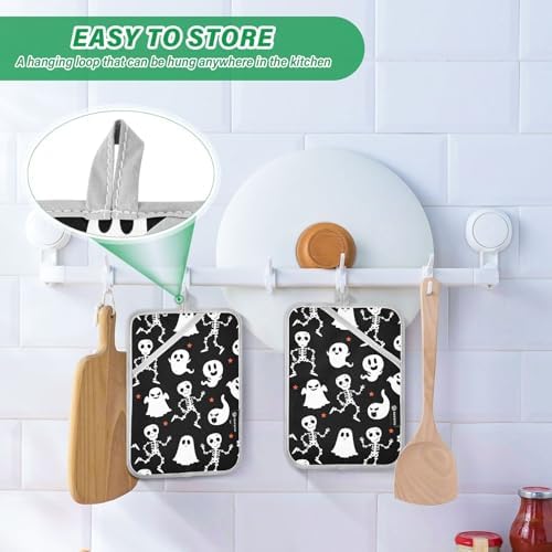 Creepy-Cool Bone-Tasting Halloween Skeleton Potholders