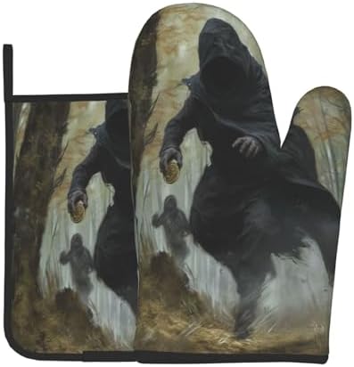Keep Your Kitchen Warm with Halloween Oven Mitts Pot Holders Set