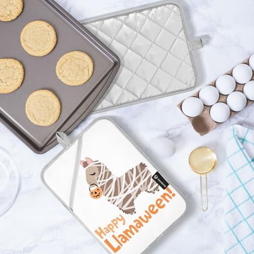Perfect Halloween Trick or Treat Potent Pot Holder Set for Llamas