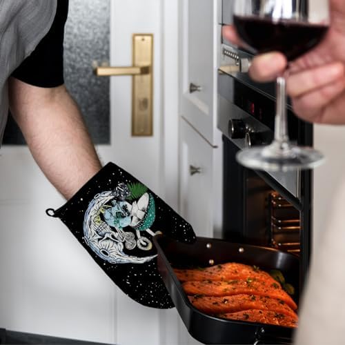 Mingnei Goth Skull Mushroom Oven Mitts Pot Holder Set for Kitchen Use