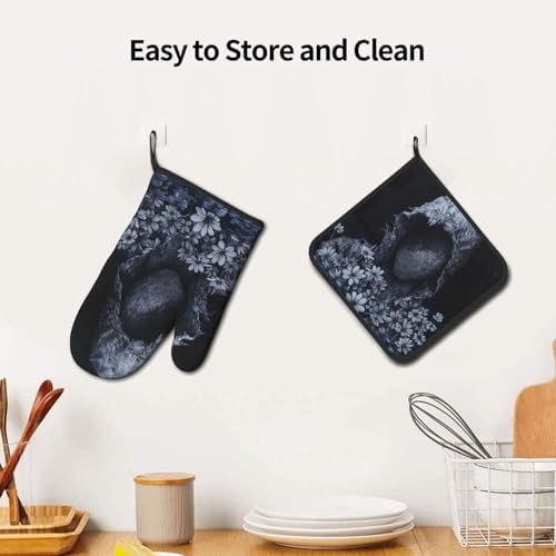 Spooky Ghost Potholders Oven Mitts Set