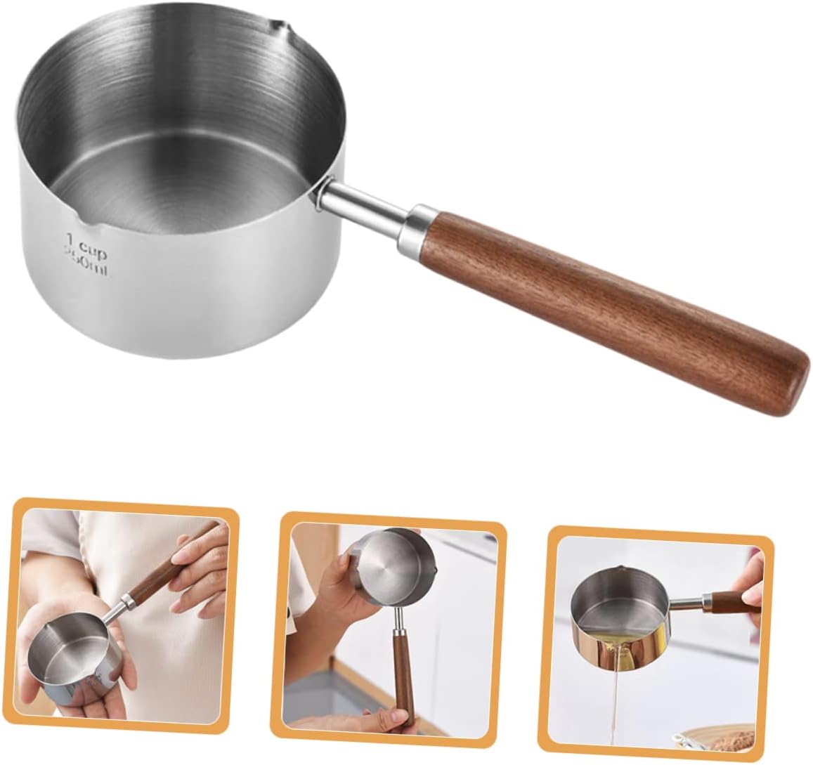 Stainless Steel Saucepan with Handle