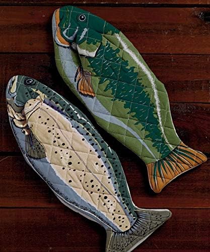DII Lakehouse Collection multi-piece oven mitt set