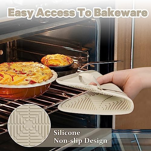 Two-Piece Heat-Resistant Silicone Potholders