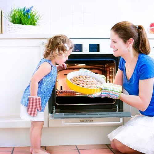 2Pcs Red Checkered Oven Mitts