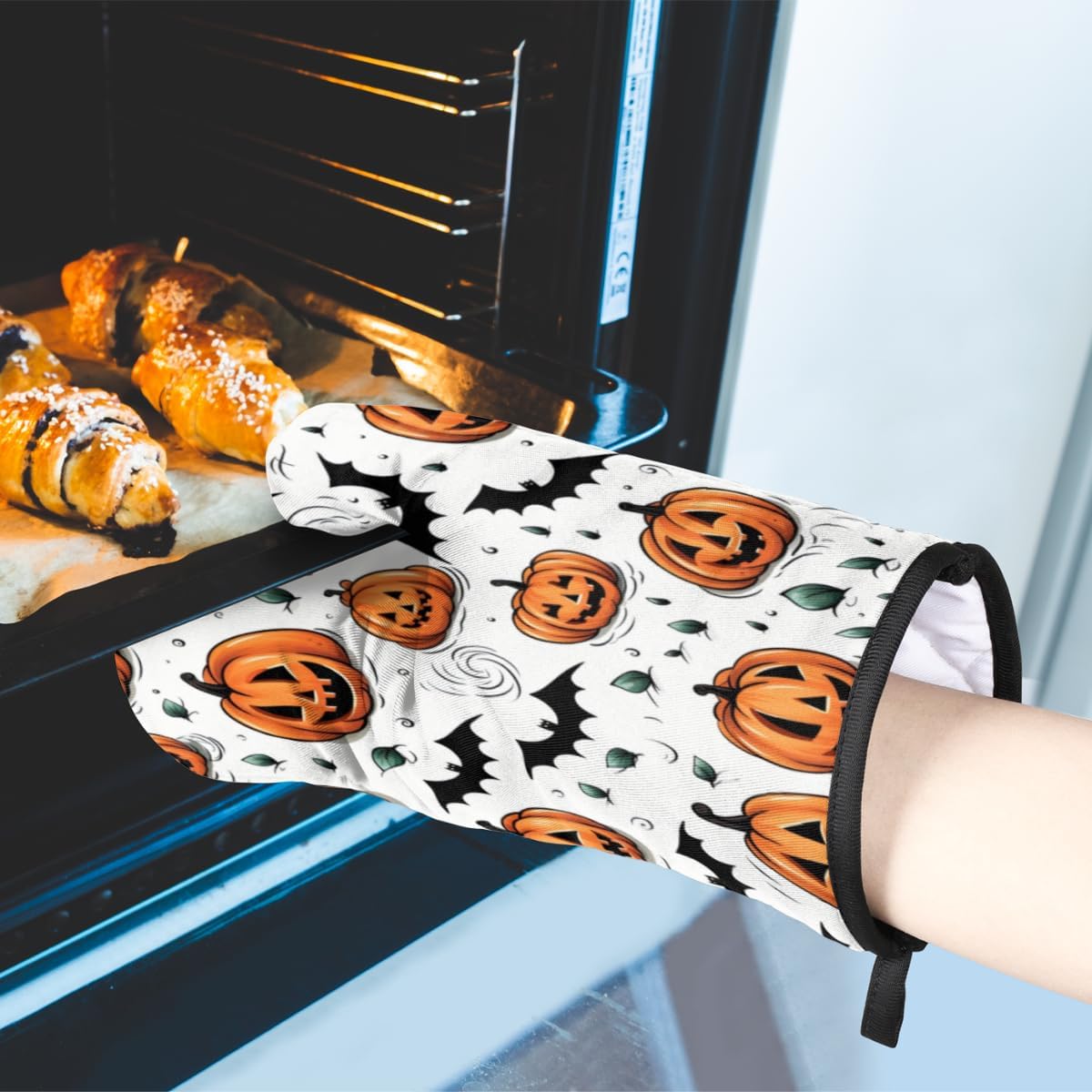 Pumpkin Halloween Bats Oven Mitts Pot Holders Set