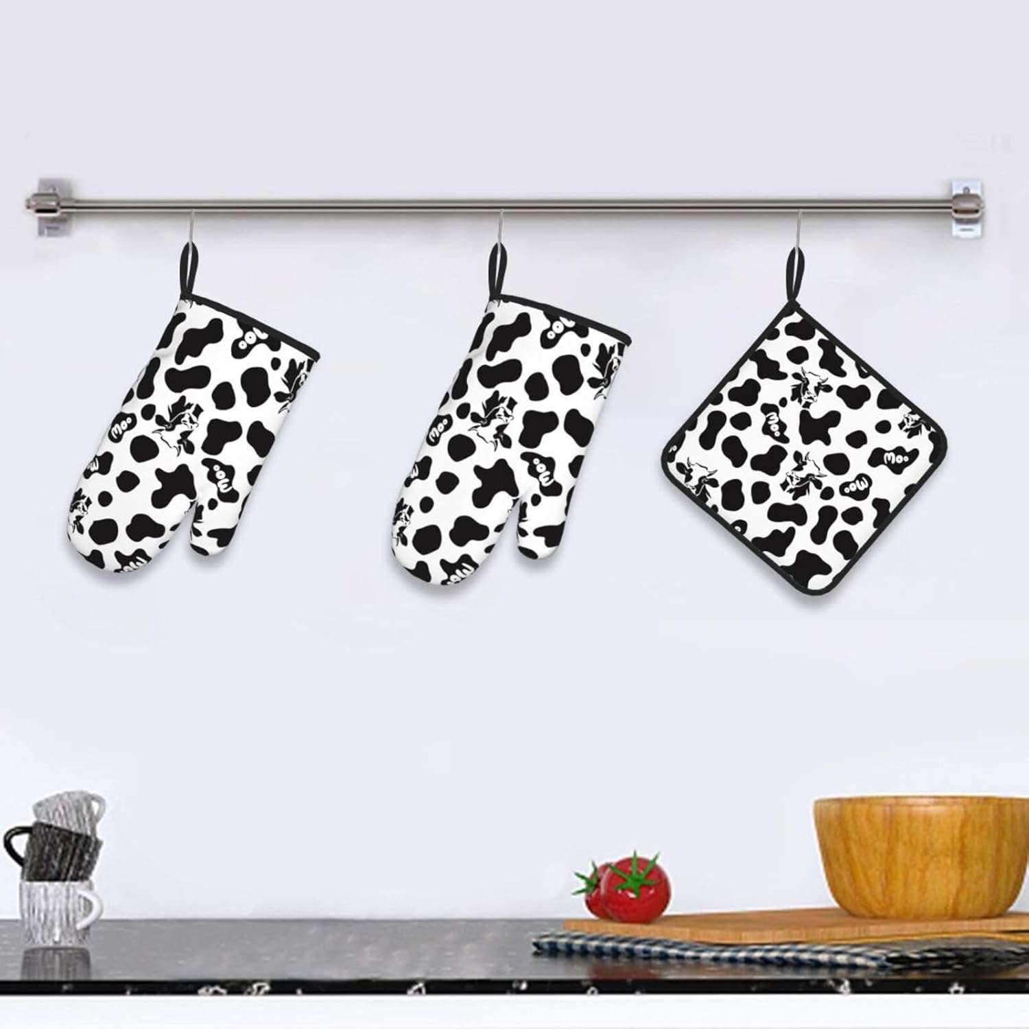 Cute Kitchen Design Heat-Resistant Oven Mitts Set of 3