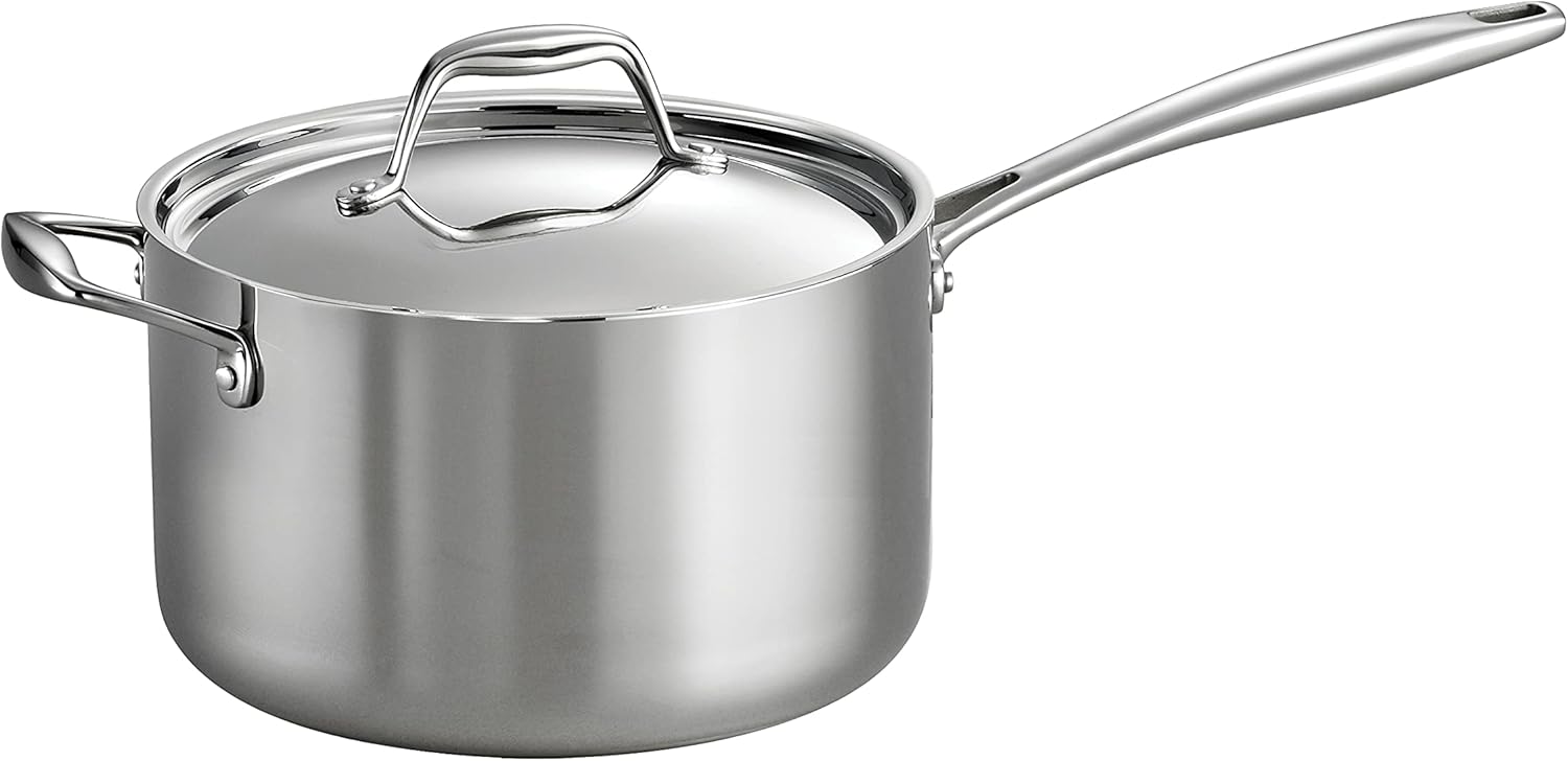 Durable stainless steel saucepan with lid