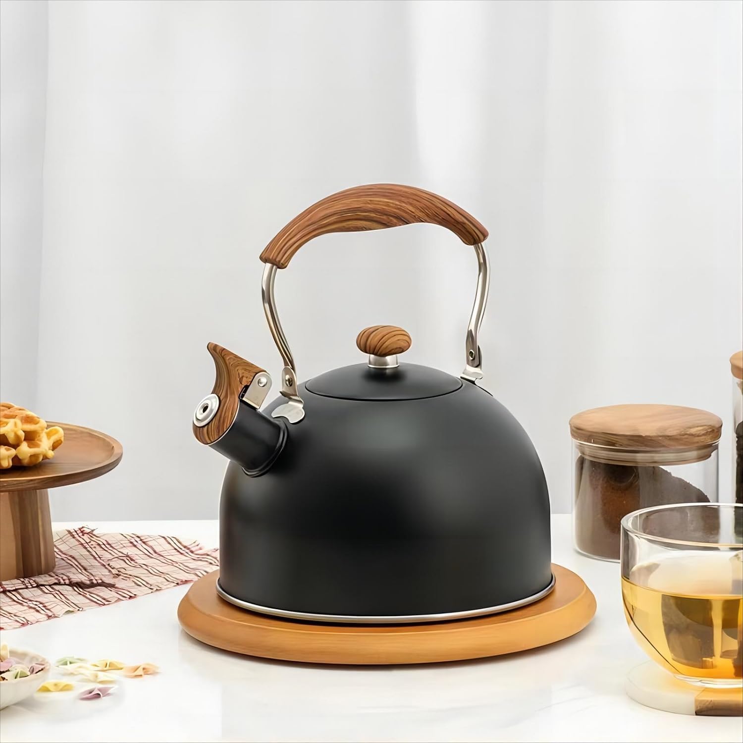 Beruyu 25 Quart Whistling Tea Kettle