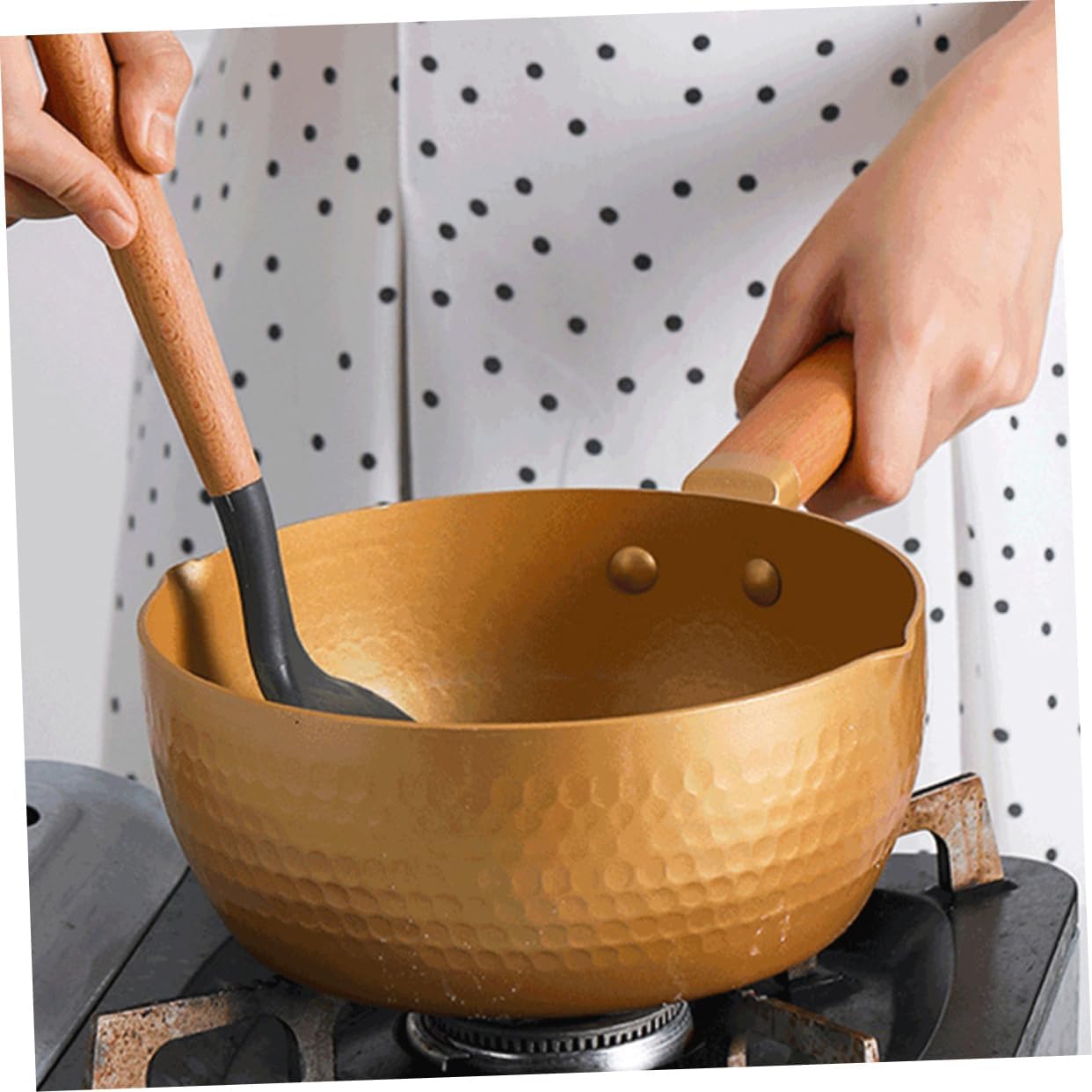 Japanese Style 18cm Gold Milk Pan with Ergonomic Handle
