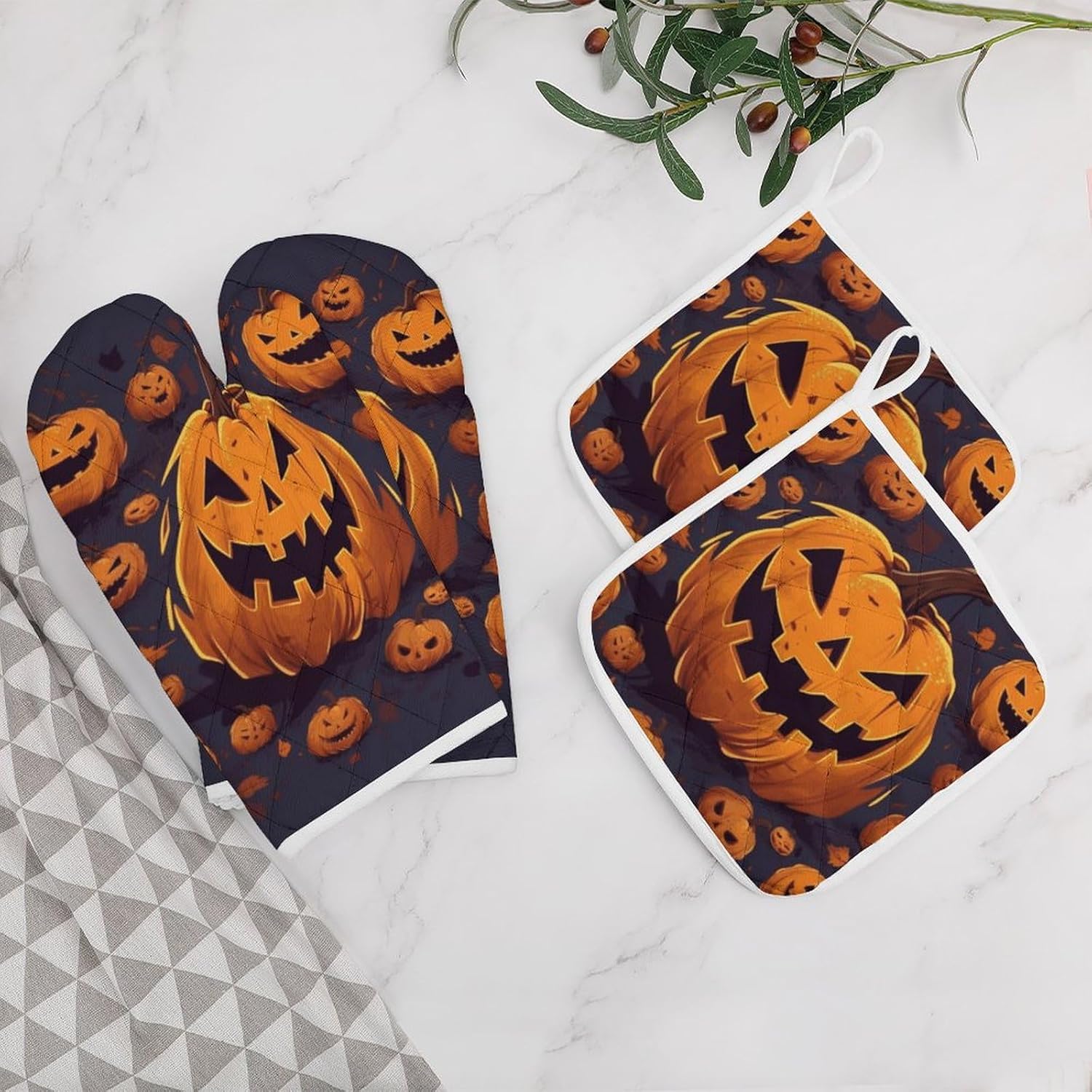 Halloween-Themed Warm Pumpkin Oven Mitts