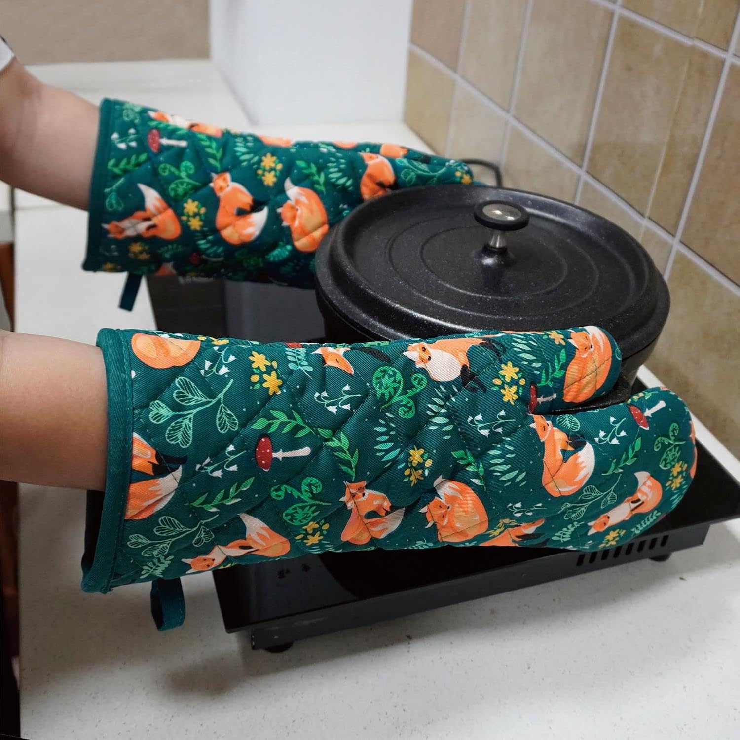 Heat-Resistant Kitchen Oven Mitts with Non-Slip Silicone Set of 2