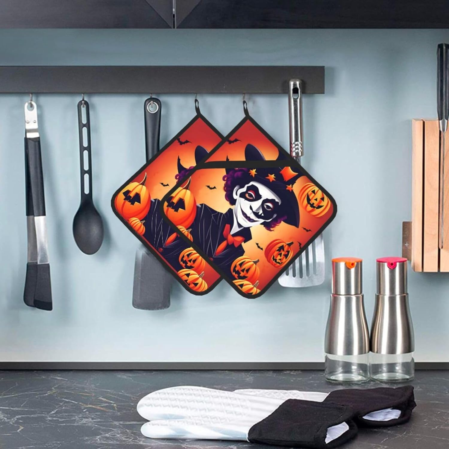 Happy Halloween Heat-Resistant Potholders Set