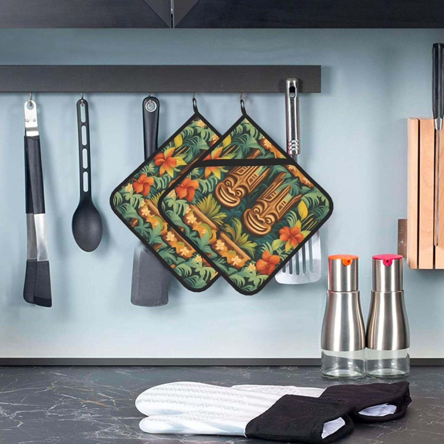Aloha Tiki 2-Piece Heat-Resistant Potholders BBQ for Cooking Grilling