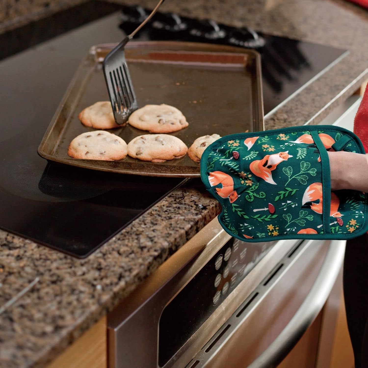 Heat-Resistant Pot Holder Set of 2