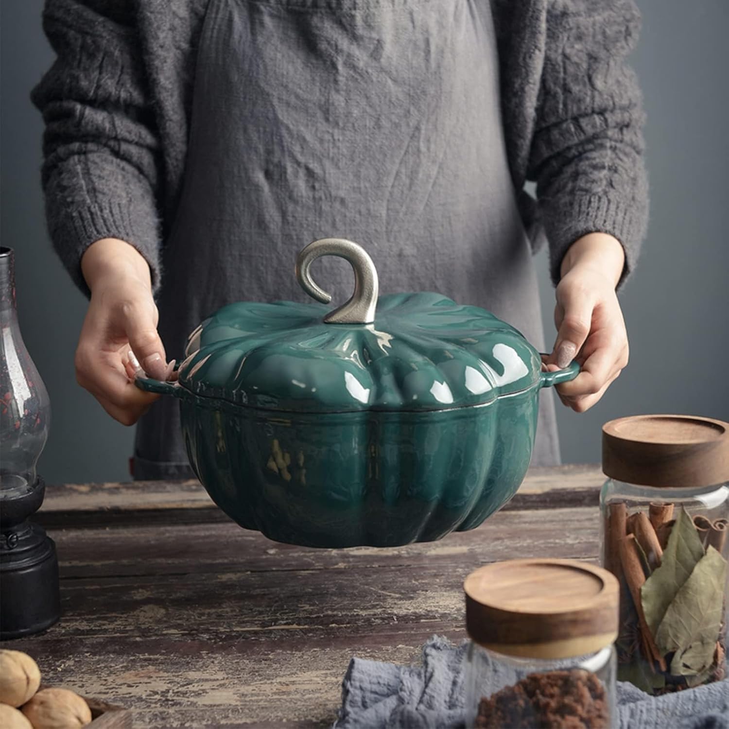 Enameled Cast Iron Casserole Pot in Pumpkin Shape Dutch Oven with Lid