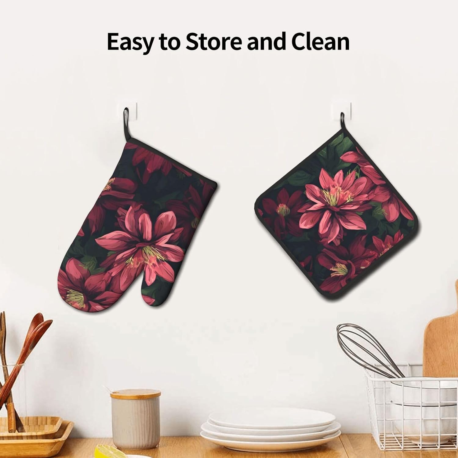 Triangle Flower-Printed Oven Mitts and Pot Holders 2pc Set