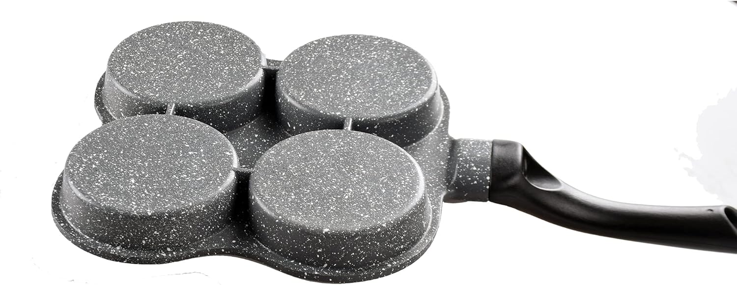 Rust-Resistant 4-Cup Egg Frying Pan