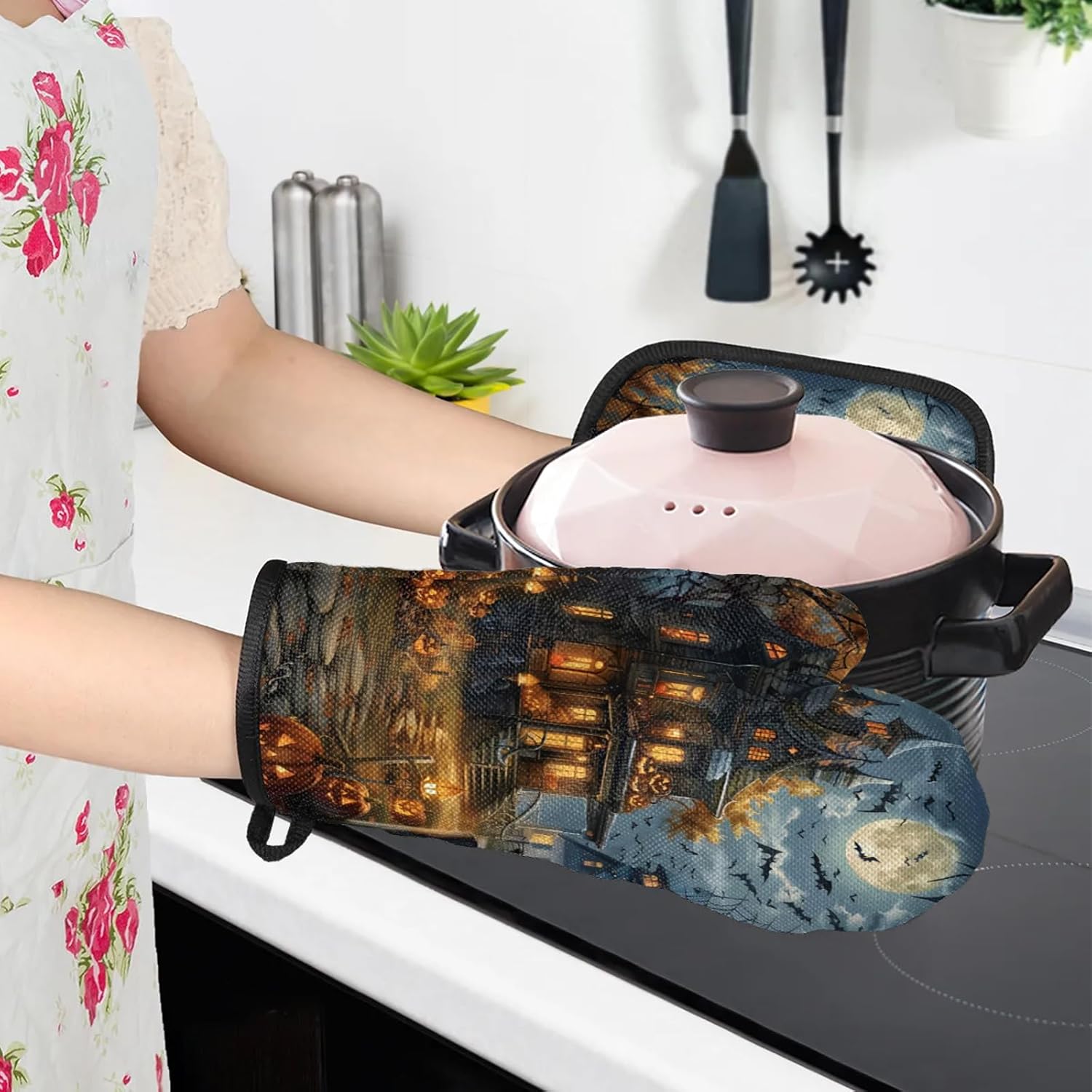 Festive Halloween Treat tropicallife oven mitts pot holders set C tropicallifecom