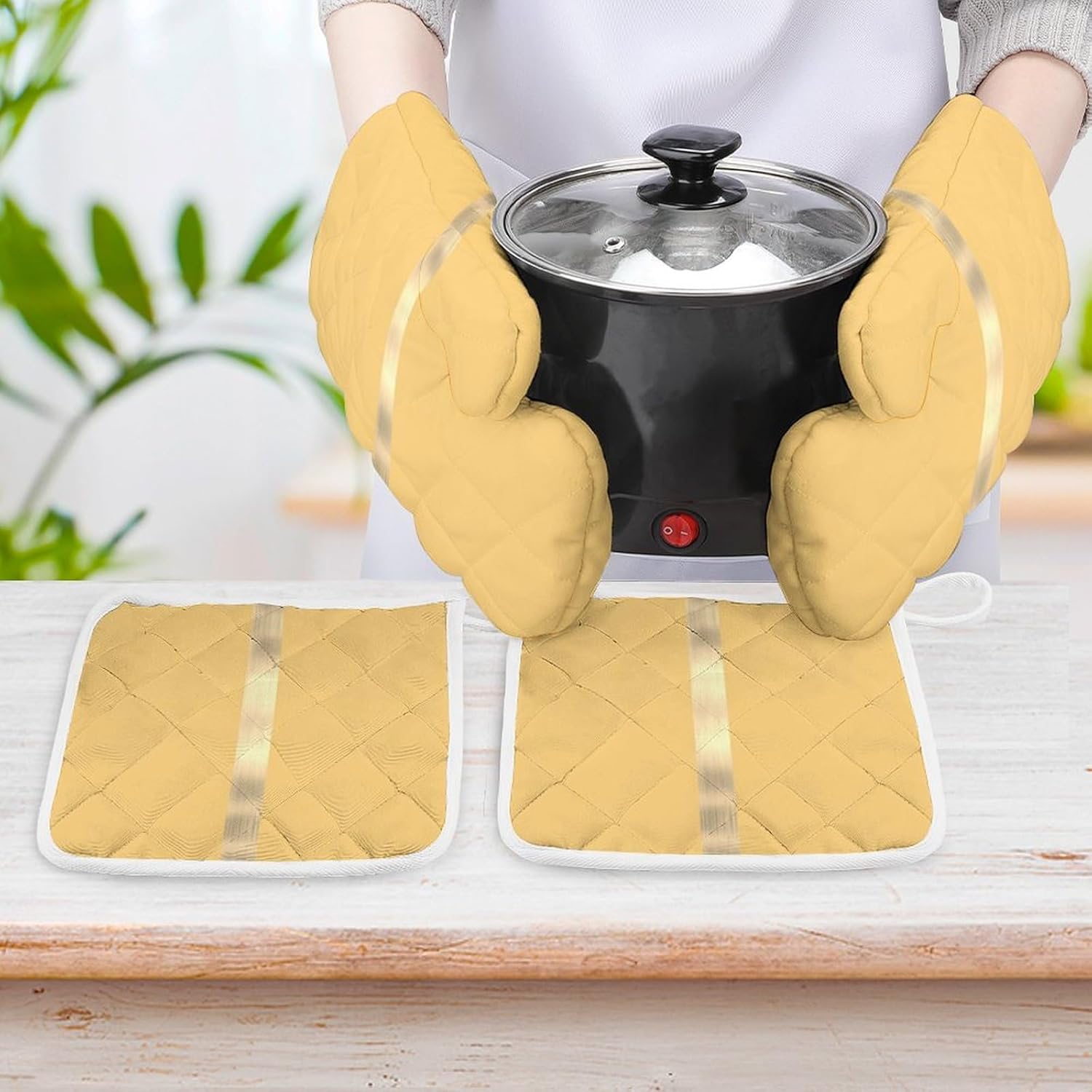 Curdesi Oven Mitts Pot Holders Set Heat-Resistant Durable Kitchen Essentials