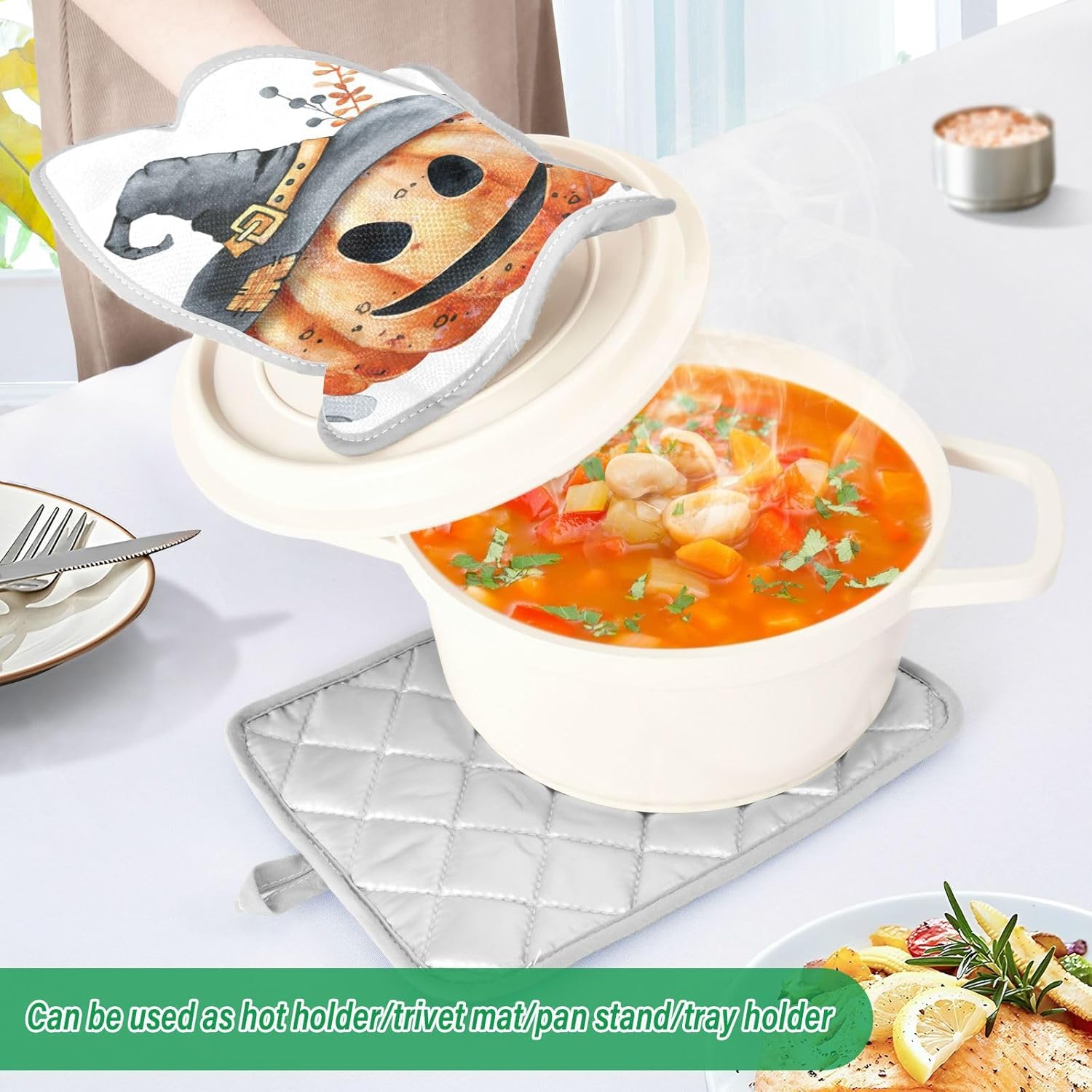 Happy Halloween 2-Piece pumpkin pot holder set with pockets