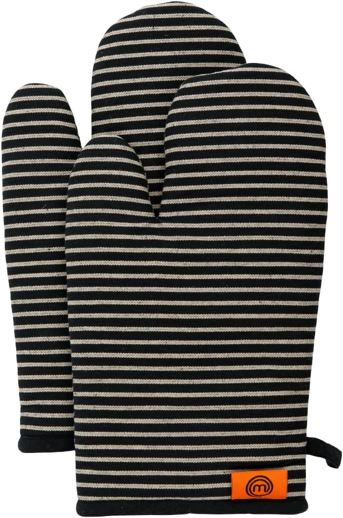 Must-Have Heat-Resistant Oven Mitts