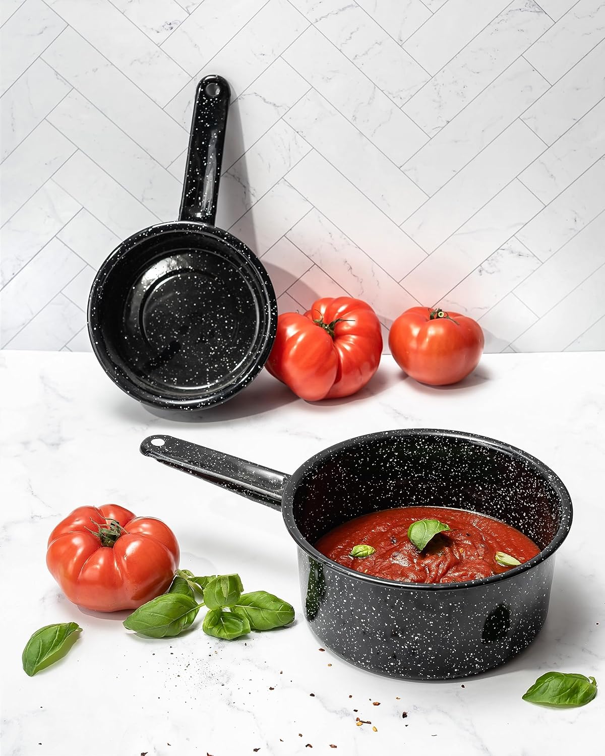 Sturdy Granite Ware Saucepan 1-Quart Speckled Black