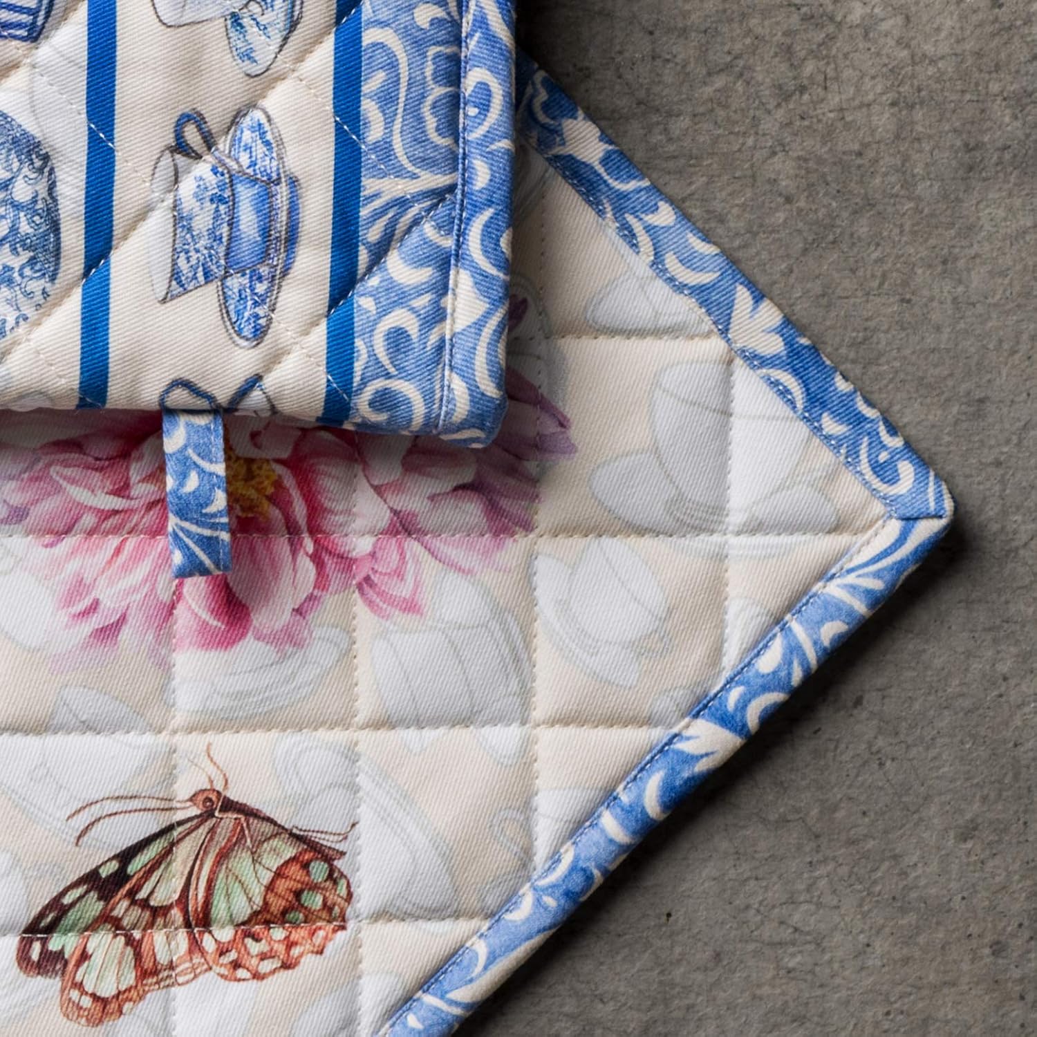 Maison dHermine Oven Mitt Pot Holder Set