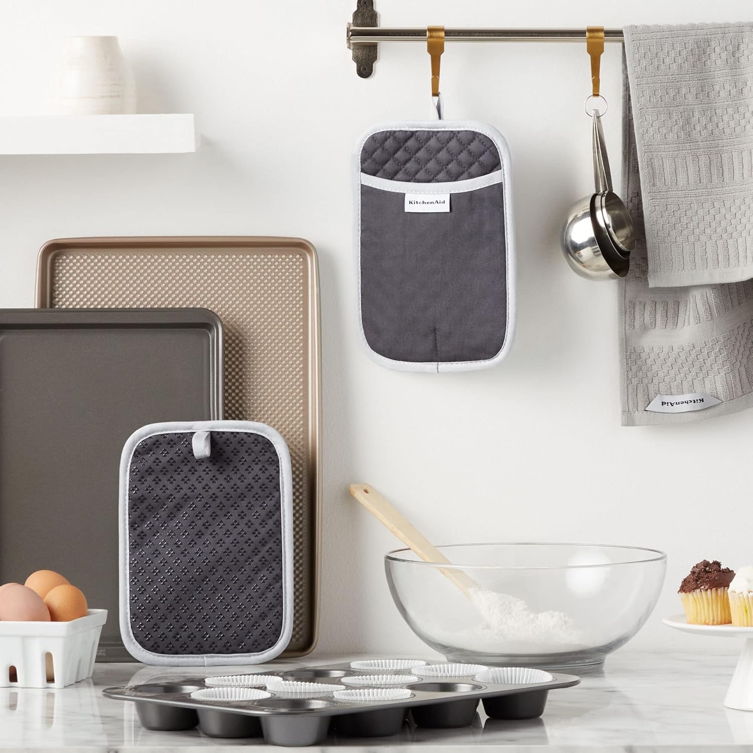Convenient Durable KitchenAid Asteroid Pothen 2-Pack Set