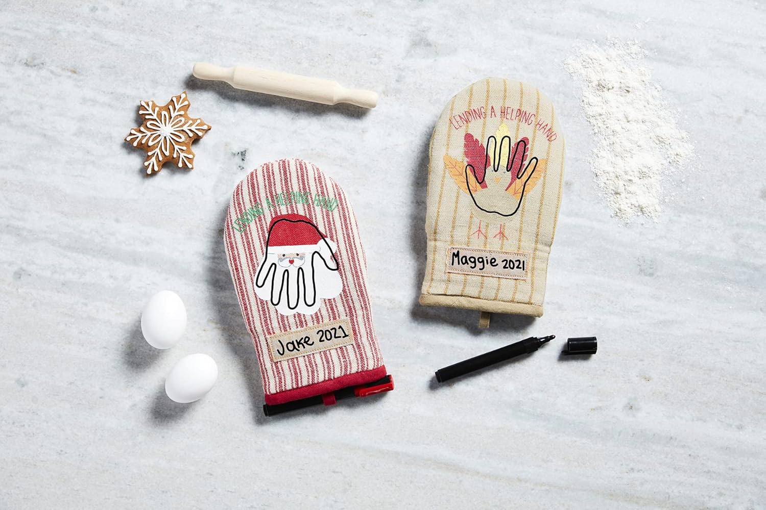 Mud Pie Childrens Holiday Hand Print Oven Mitt Santa