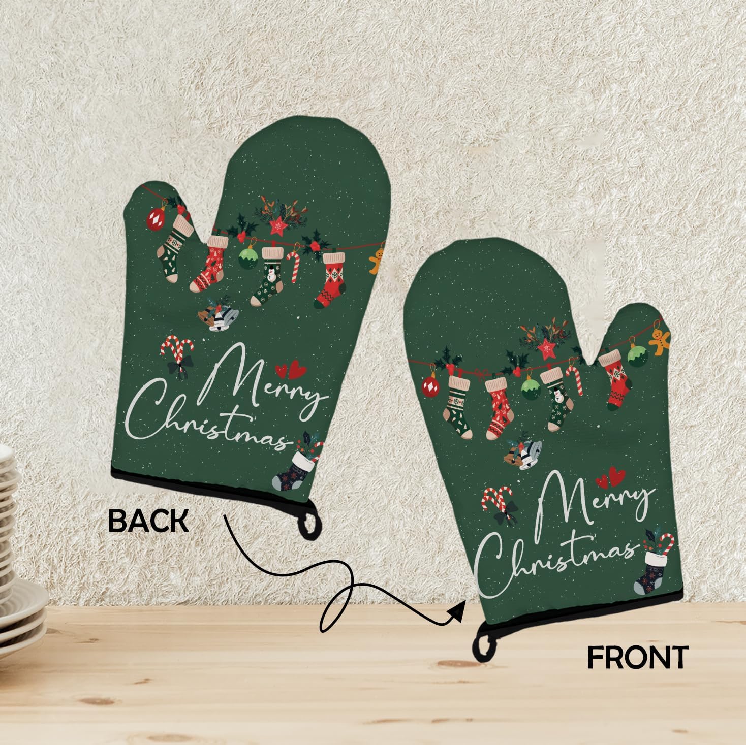 Mingnei Christmas Oven Mitts and Potholders Set