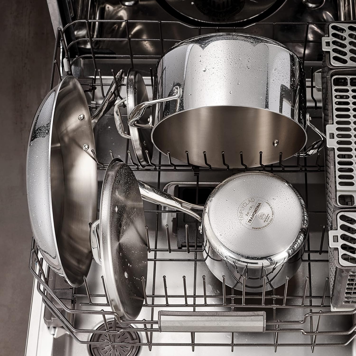 Durable 2-Quart Saucepan with Lid