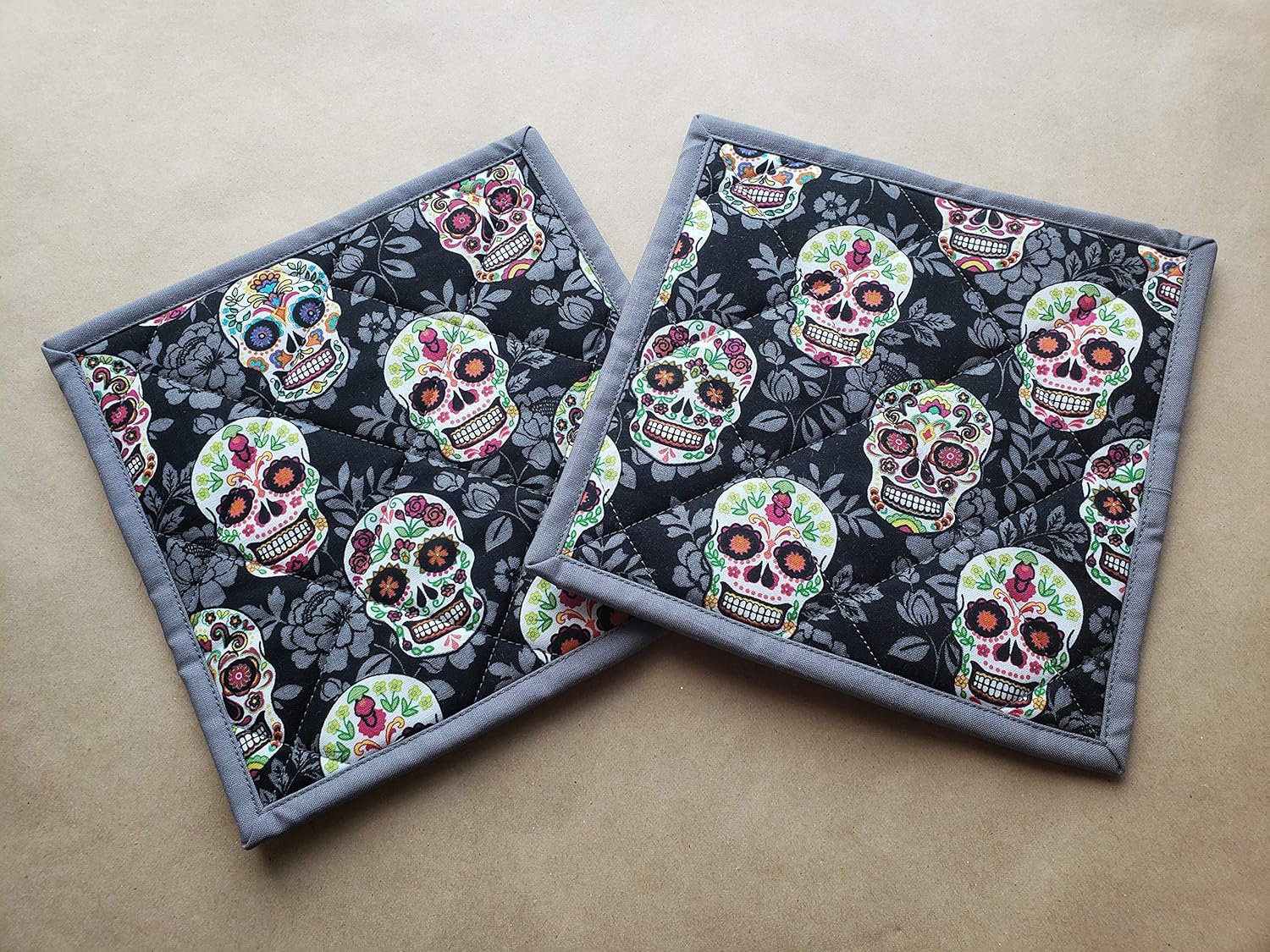 Vivid Look Da de Muertos Potholders Set 2 HalloweenGod of the Dead Gift