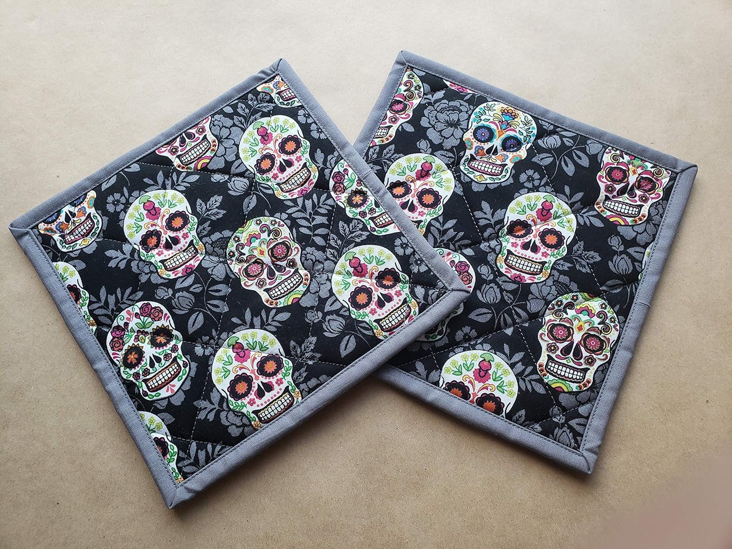 Vivid Look Da de Muertos Potholders Set 2 HalloweenGod of the Dead Gift